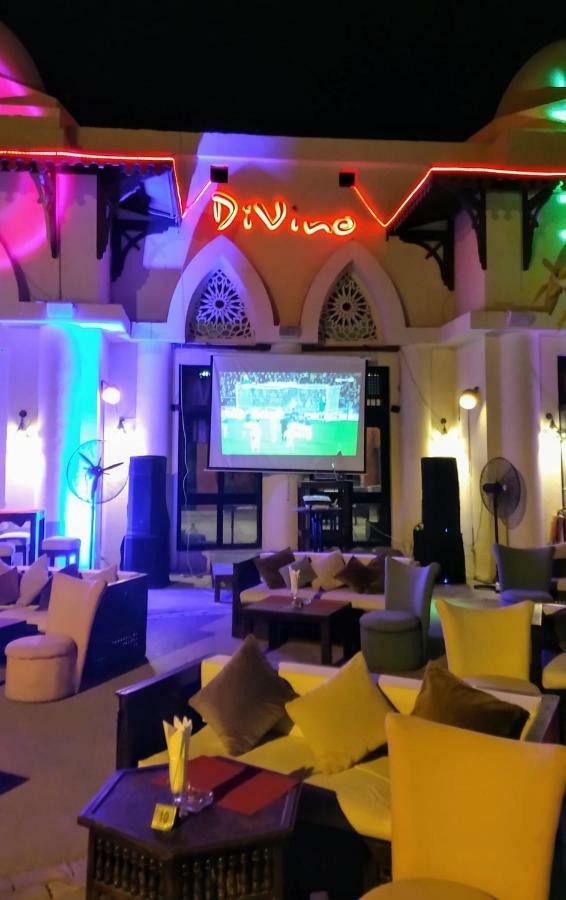 Porto Port Ghalib Apartment Екстериор снимка